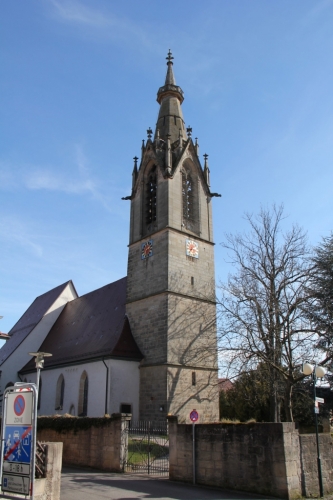 Der Kirchturm der Stephanuskirche